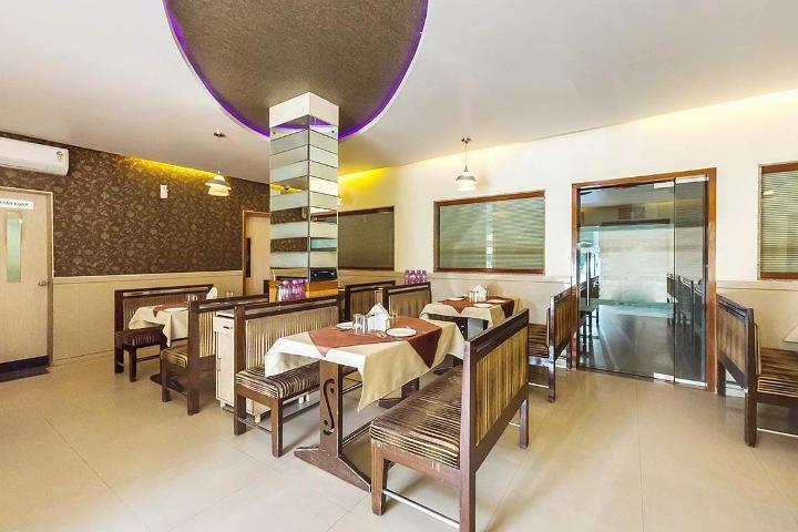 Hotel Corona Bharuch Dış mekan fotoğraf