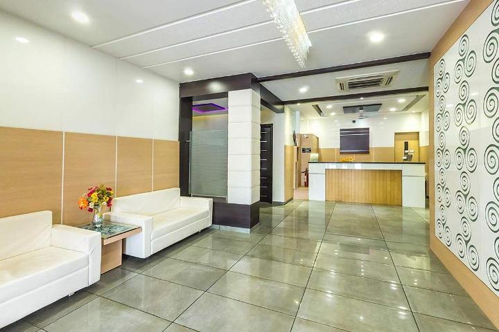 Hotel Corona Bharuch Dış mekan fotoğraf