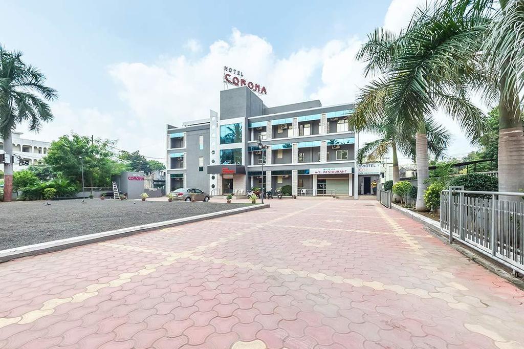 Hotel Corona Bharuch Dış mekan fotoğraf